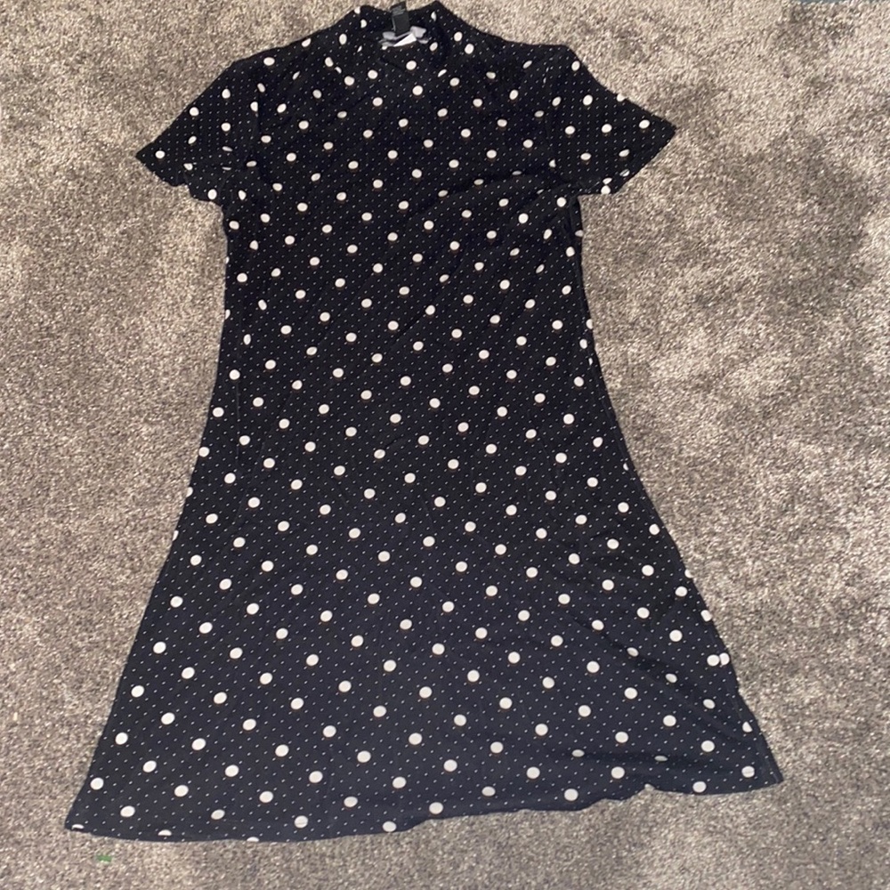 NWT Forever 21 Black and White polka dot dress size Medium
